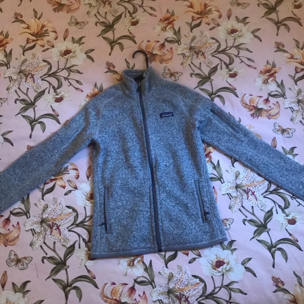 Used Patagonia jacket grey.